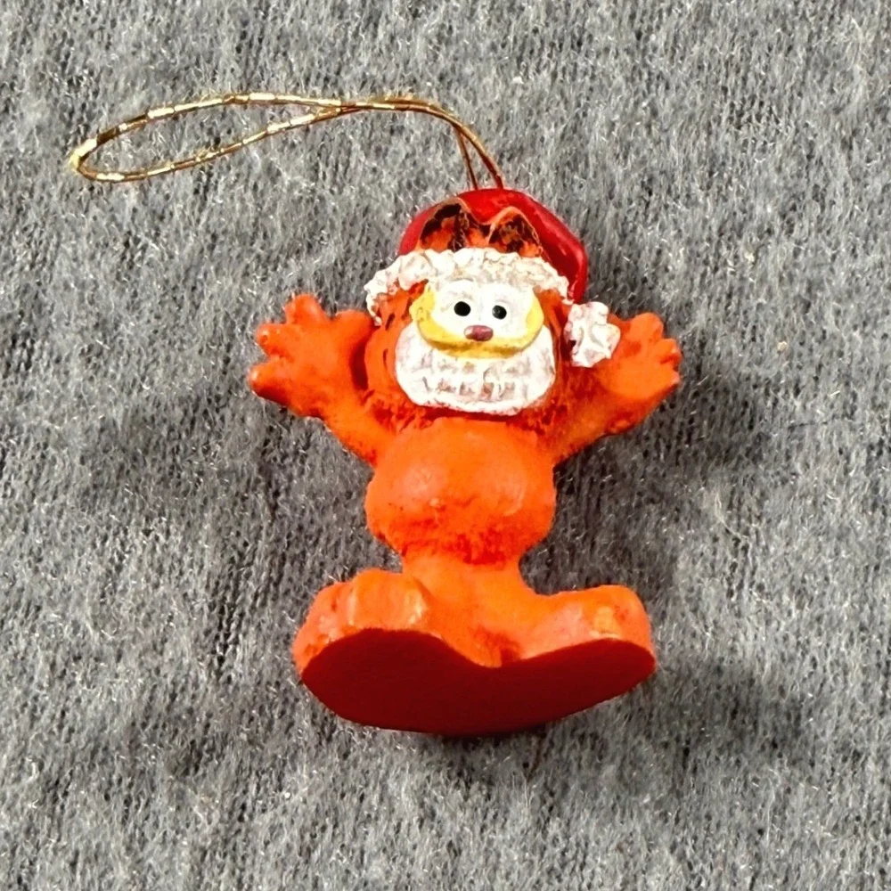 Vintage Garfield Christmas Ornament 80s Resin Cartoon Cat Santa Hat‎ Miniature